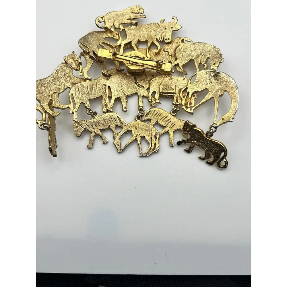 Ultra Craft Vintage Gold Safari Animal Dangle Brooch 3